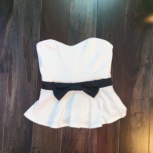 Strapless white and black tube top with bow